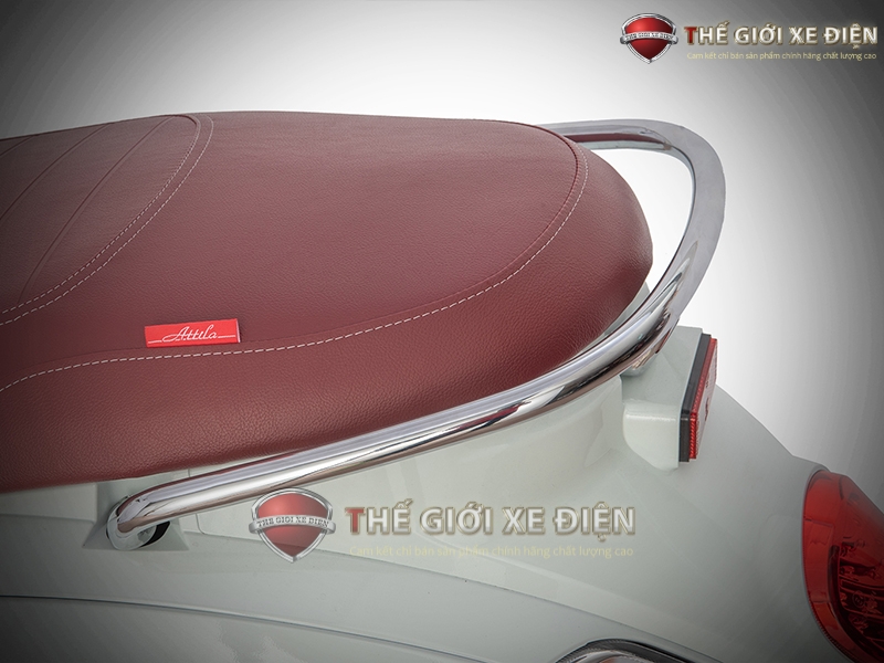 Xe Ga 50cc SYM Attila Sơn B&oacute;ng