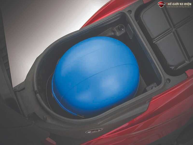 Xe Ga 50cc SYM Passing Sơn Nh&aacute;m