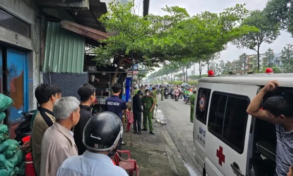 TP Hồ Chí Minh: Vụ hoả hoạn kinh hoàng tại cửa hàng phụ tùng xe máy khiến một người tử vong
