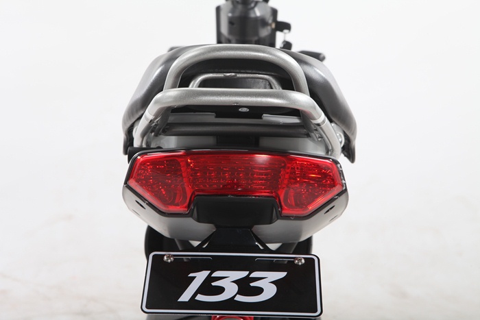 Xe điện Giant 133DS