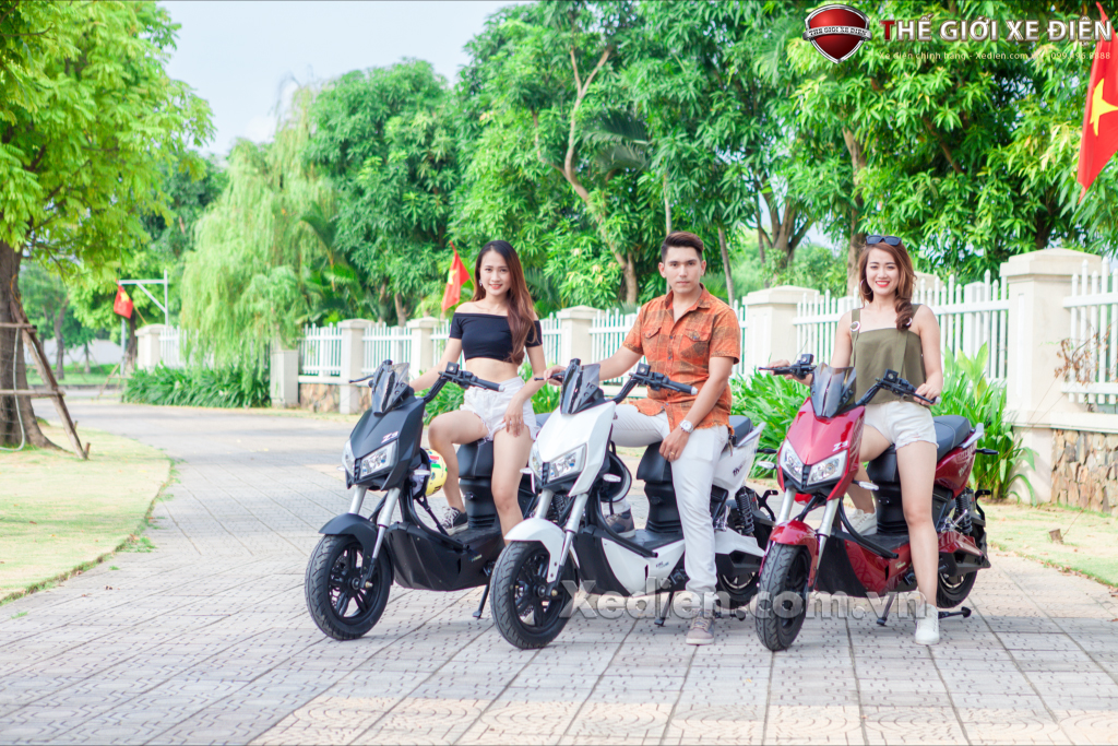 xe máy điện Z3 Yadea HSdeluxe thiết kế hầm hố 