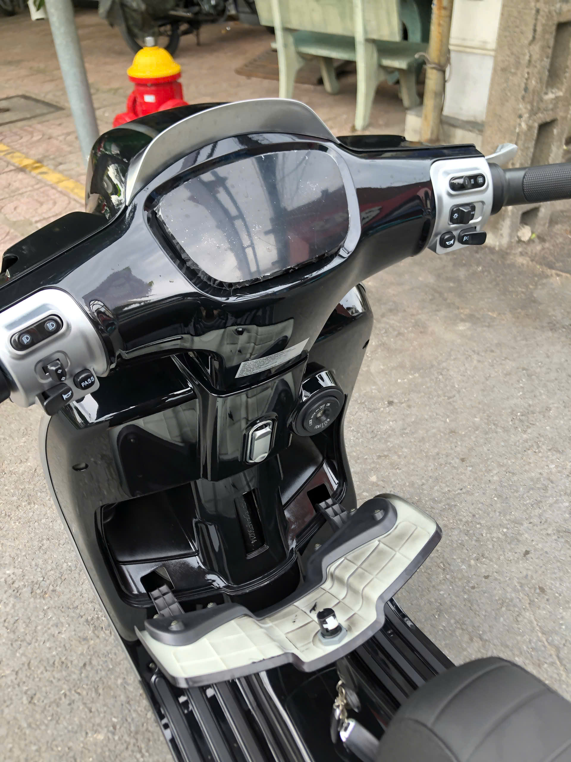 Xe M&aacute;y Điện Dibao Tesla Chic Q