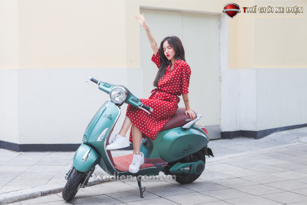 Lập team đi chơi với dàn xe máy điện Vespas Dibao phanh đĩa