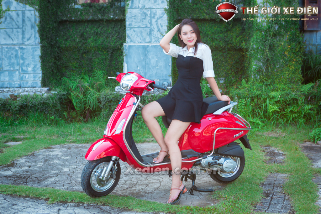 Loạt xe đỏ rực hot nhất tại Thế giới xe điện đang sale cực mạnh đón Gíang sinh cuối năm